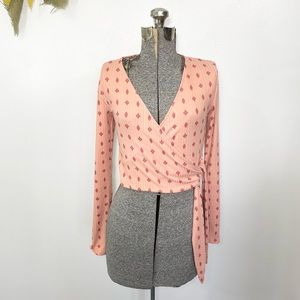 NWT XS M peach and pink long sleeve V-neck wrap crop top
